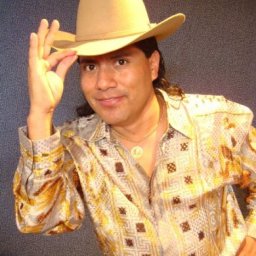 Papito Lindo rated a 5