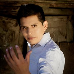 Lejos de ti me voy rated a 5